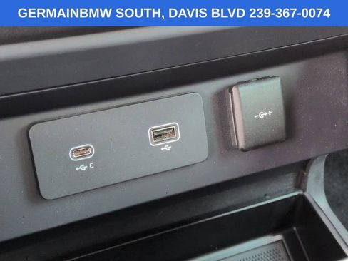 Used 2024 Land Rover Defender 110 X-Dynamic SE AWD/4WD image 23