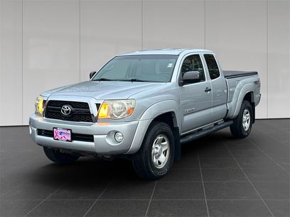 Used 2011 Toyota Tacoma w/ SR5 Package