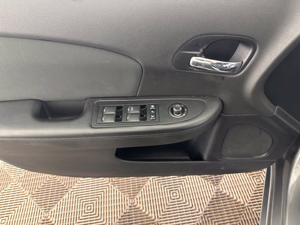Used 2012 Chrysler 200 Touring w/ Cold Weather Group FWD image 20