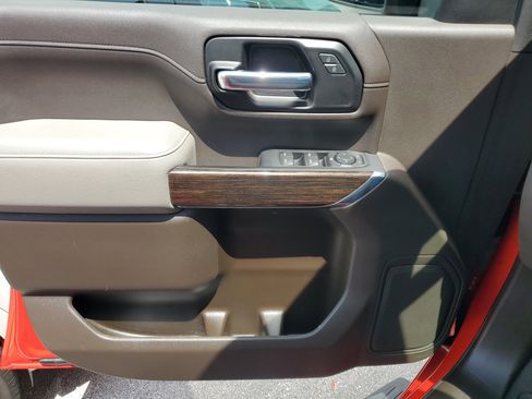 Used 2022 GMC Sierra 2500 SLE w/ SLE Convenience Package image 14