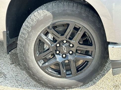 Used 2021 Chevrolet Silverado 1500 LT RWD image 10
