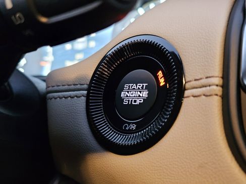 New 2026 Jeep Compass Limited image 15