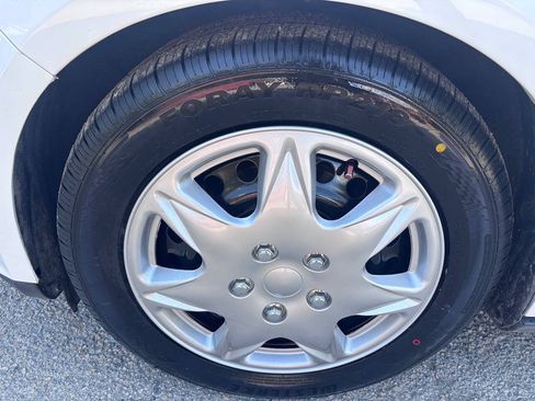 Used 2014 Ford Focus SE FWD image 11