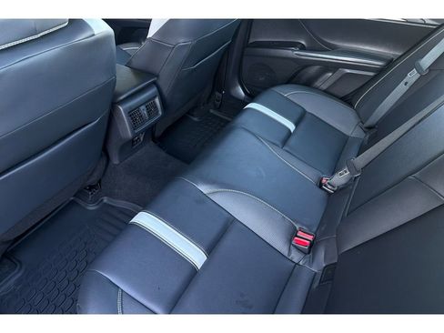 Used 2025 Toyota Camry SE FWD image 13