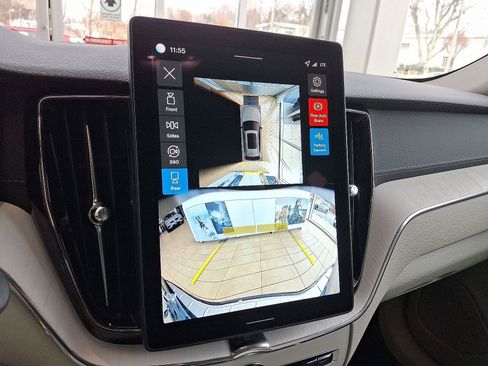 Certified 2026 Volvo XC60 T8 Ultra image 15