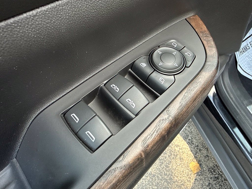 Used 2023 GMC Acadia Denali w/ Denali Ultimate Package AWD/4WD image 21