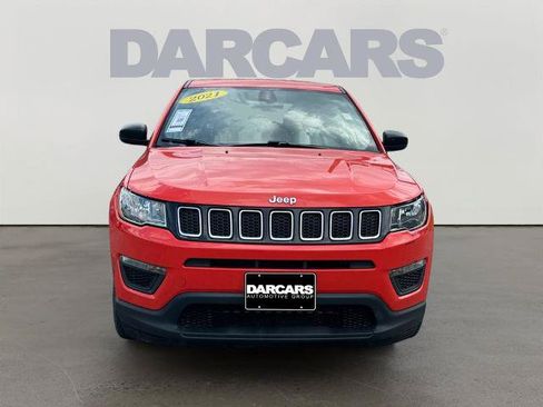Used 2021 Jeep Compass Sport w/ Cold Weather Group FWD image 2