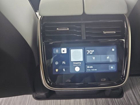 Used 2023 Rivian R1T Adventure image 27