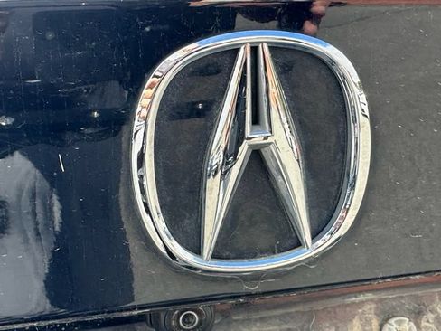 Used 2018 Acura TLX w/ Technology Package FWD image 10