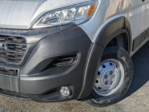Used 2023 RAM ProMaster 2500 w/ Convenience Group image 6