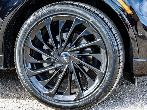 Used 2021 Lincoln Aviator Reserve w/ Equipment Group 210A image 10