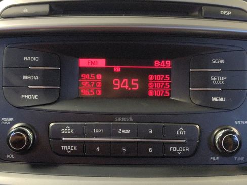 Used 2016 Kia Sorento L FWD image 25