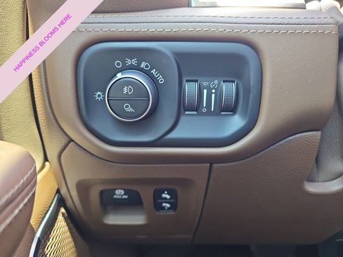 Used 2019 RAM 1500 Limited w/ Trailer Tow Group AWD/4WD image 19
