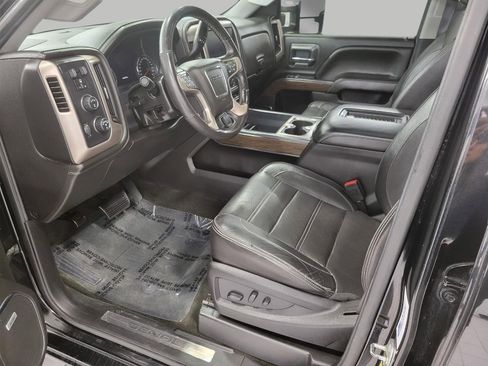 Used 2017 GMC Sierra 2500 Denali image 10