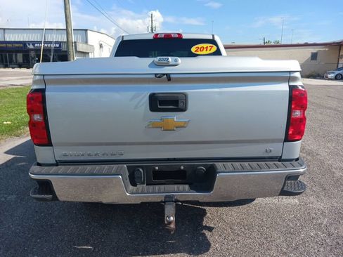 Used 2017 Chevrolet Silverado 1500 LT w/ All Star Edition AWD/4WD image 4