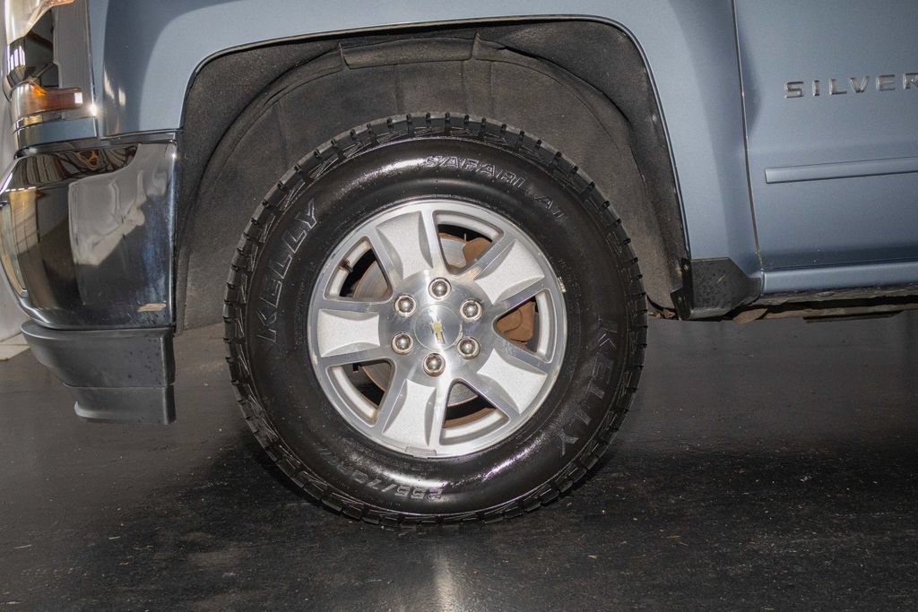 Used 2016 Chevrolet Silverado 1500 LT w/ All Star Edition AWD/4WD image 7