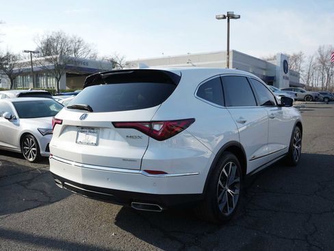 Certified 2024 Acura MDX SH-AWD w/ Technology Package image 6