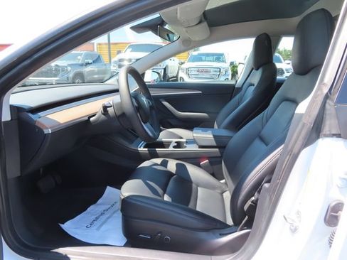 Used 2022 Tesla Model 3 RWD image 13
