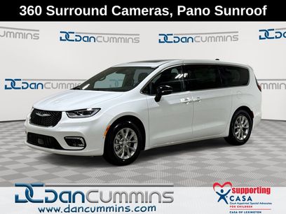 New 2026 Chrysler Pacifica Limited