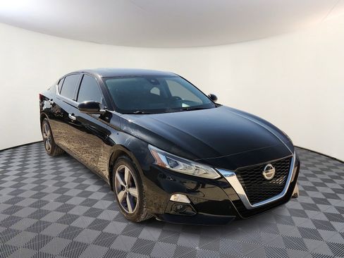 Used 2019 Nissan Altima 2.5 SV image 6
