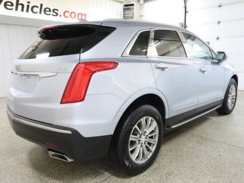 Used 2017 Cadillac XT5 Luxury w/ Driver Awareness Package AWD/4WD image 6