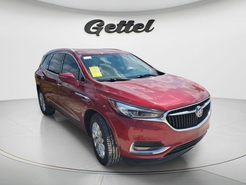 Used 2020 Buick Enclave Essence w/ Sound and Sites Package image 3