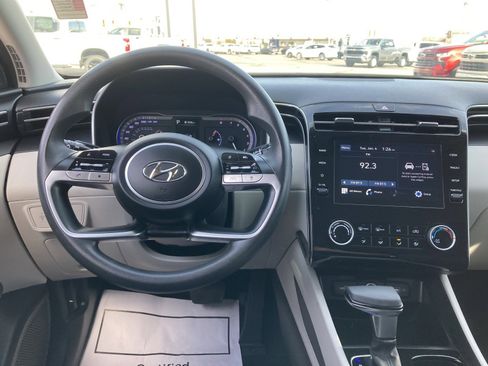 Used 2022 Hyundai Tucson SEL image 16
