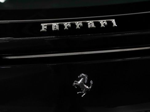 Used 2026 Ferrari Purosangue AWD/4WD image 23