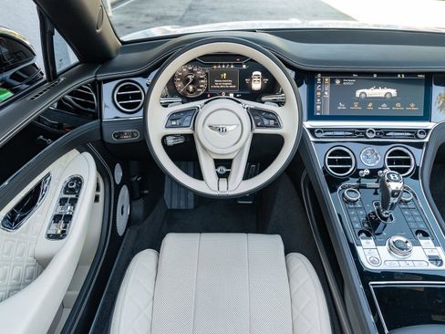 Used 2023 Bentley Continental GT Mulliner AWD/4WD image 30