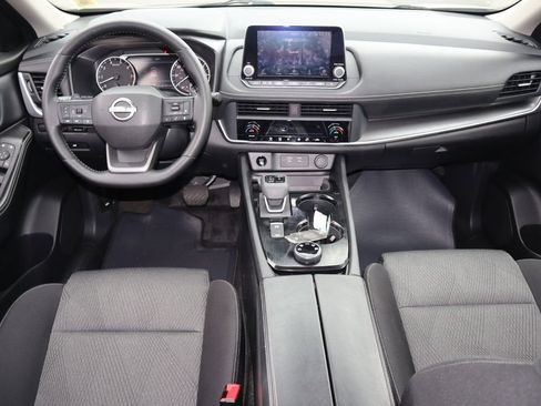 Certified 2025 Nissan Rogue SV AWD/4WD image 14