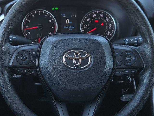 Certified 2022 Toyota RAV4 LE AWD/4WD image 25