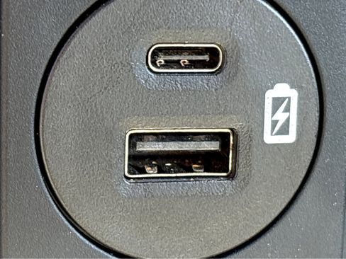 Used 2023 Ford F150 XLT image 28