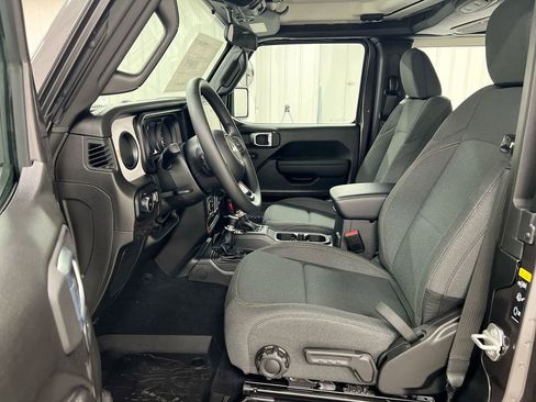 New 2026 Jeep Wrangler Sport AWD/4WD image 18