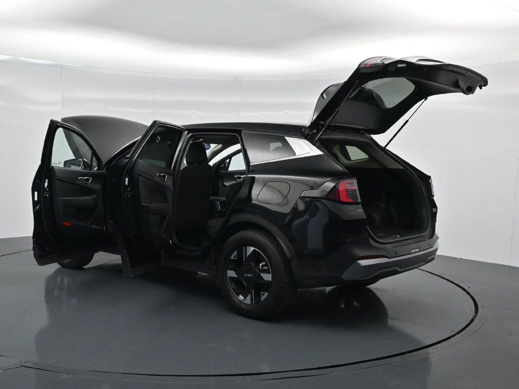 Used 2026 Kia Sportage LX FWD image 36