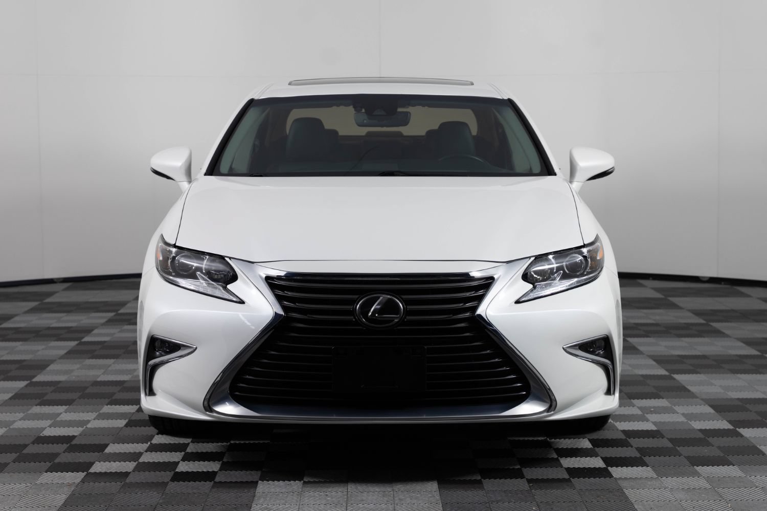 Used 2017 Lexus ES 350 w/ Accessory Package FWD image 11