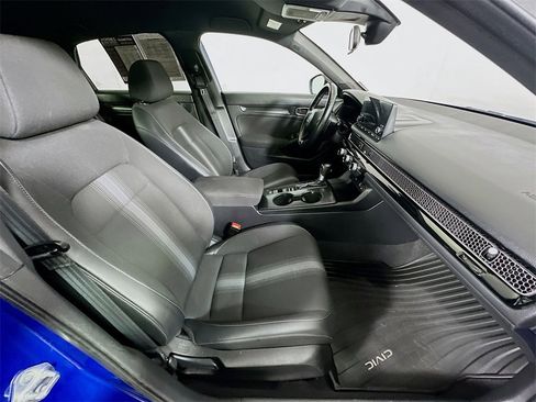 Used 2022 Honda Civic Sport image 12
