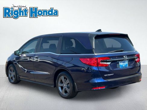 Used 2024 Honda Odyssey EX image 4
