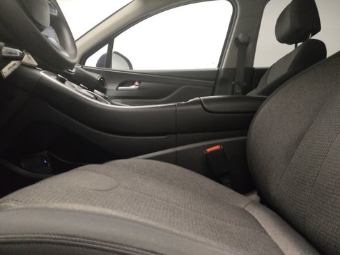 Used 2021 Hyundai Santa Fe SE FWD image 17
