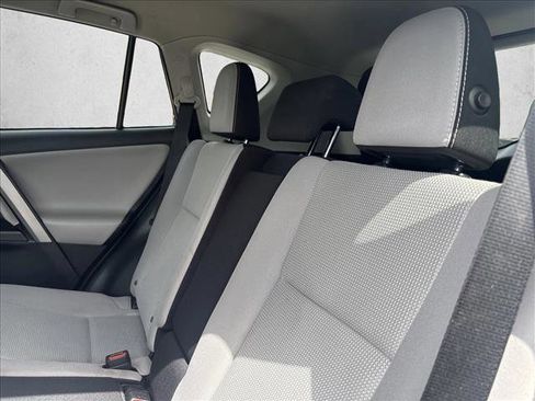 Used 2017 Toyota RAV4 XLE FWD image 20