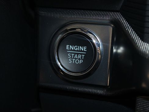 New 2025 Ford F150 Platinum w/ Equipment Group 702A High AWD/4WD image 45