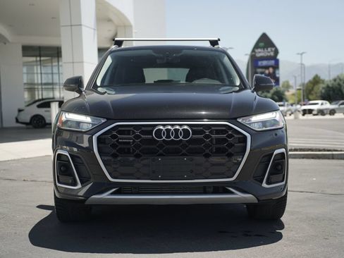 Used 2021 Audi Q5 e Premium AWD/4WD image 8