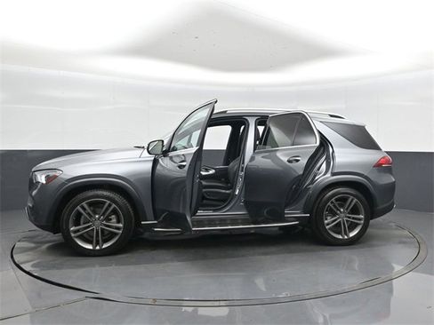 Used 2020 Mercedes-Benz GLE 350 w/ Premium Package image 45