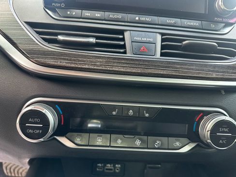 Used 2019 Nissan Altima 2.5 Platinum AWD/4WD image 38