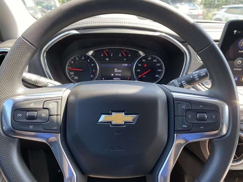 Used 2025 Chevrolet Blazer LT AWD/4WD image 20