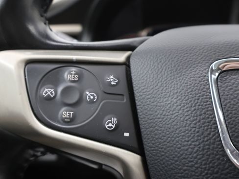 Used 2020 GMC Acadia Denali w/ Trailering Package image 17