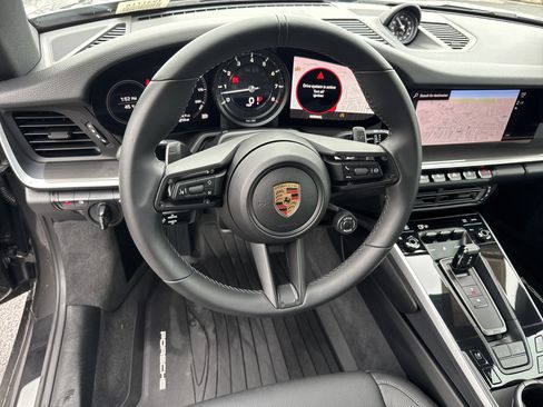Used 2024 Porsche 911 Carrera w/ Premium Package image 18