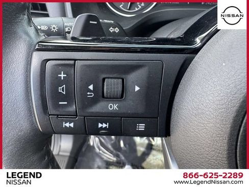 Used 2023 Nissan Rogue SV w/ SV Premium B Package AWD/4WD image 23