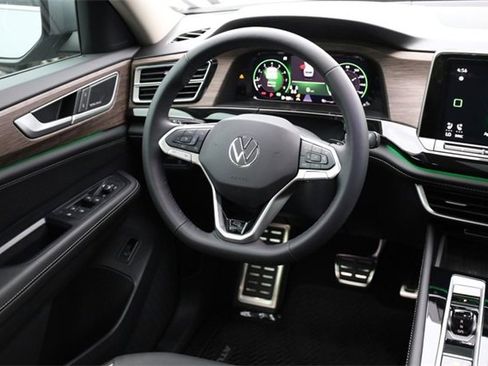 New 2026 Volkswagen Atlas SEL Premium R-Line image 29