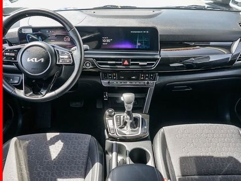 Certified 2025 Kia Seltos S FWD image 13