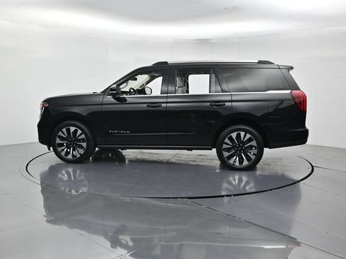 Certified 2025 Ford Expedition Platinum w/ Driver's Package AWD/4WD image 8